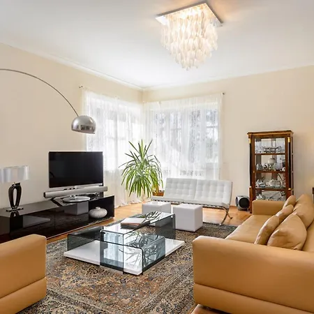 Villa Svrrek